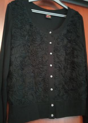 Котонова кофтинка в розочки