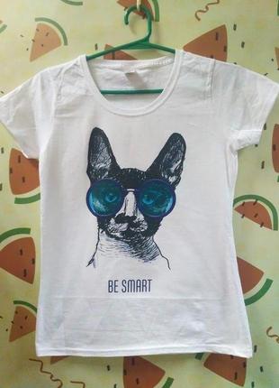 Женская футболка push it с принтом кот в очках "be smart"