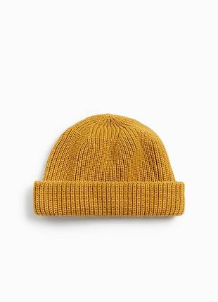 Zara шапка чоловіча.