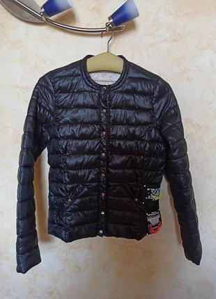 Лёгкая стёганая курточка на синтепоне