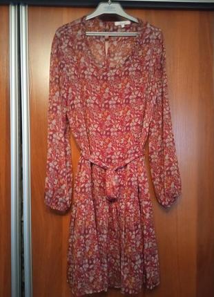 Повітряно-легеньке платтячко з подовженою маєчкою