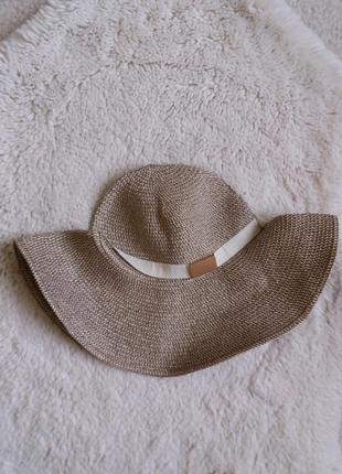 Пляжная шляпа с золотистой фурнитурой1 фото