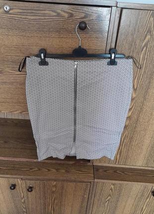 Юбка стрейчевая на замке