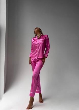Женская ярко-розовая шелковая пижама victoria's secret3 фото