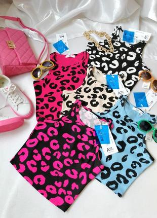 Укорочена майка топ топік у рубчик принт лео леопард базові насичені яскраві кольори   укороченная м