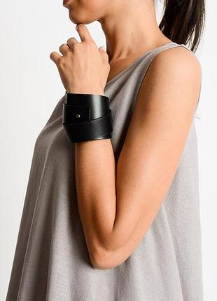 Широкий шкіряний асиметричний браслет gothic, alt, witchcore, halloween мінімалізм