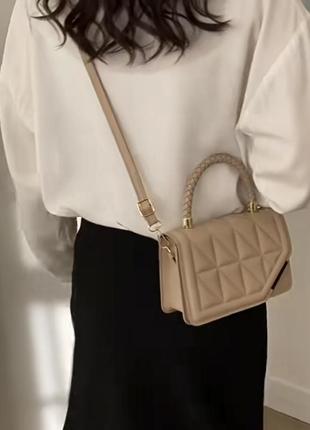 Женская сумочка, классическая сумка