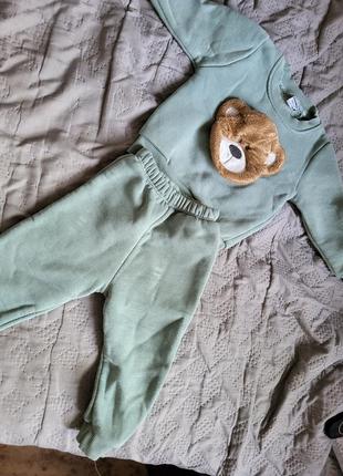 Костюм теплий на дитину 12 міс