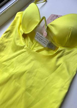Новое сатиновое платье неоновое яркое желтое салатовое короткое мини платье с вырезами корсетное платье ох полли поли oh polly5 фото