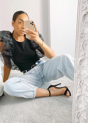 Черный топ с оборкой из органзы zara