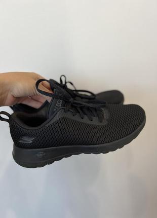 Кроссовки skechers