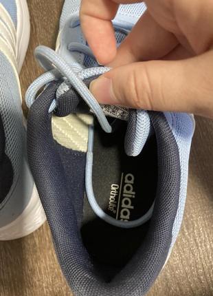 Adidas жіночі кросівки7 фото