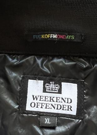 Мужская стильная нейлоновая куртка бомбер weekend offender6 фото