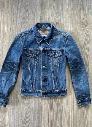 Женская винтажная джинсовая куртка levis