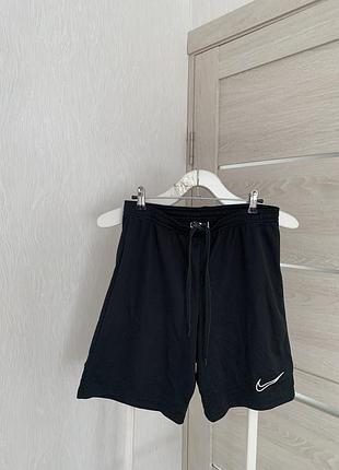 Чоловічі шорти nike оригінал