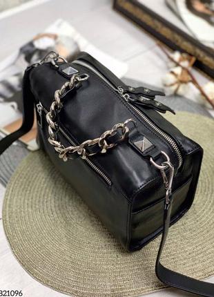 Стильная кожаная сумка черная2 фото