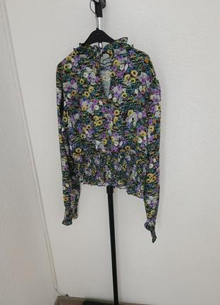 Vero moda, стильная блуза в цветочный принт7 фото