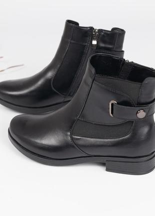 Кожаные черные женские ботинки5 фото
