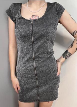 Блестящее платье h&amp;m, серебристое платье с замком спереди1 фото