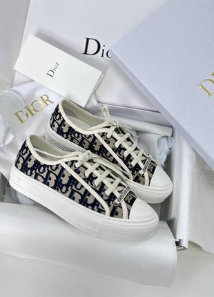 Жіночі сині білі текстильні кеди в стилі dior walk'n'dior з вишивкою oblique