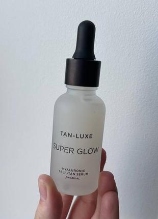 Tan-luxe super glow hyaluronic self-tan serum сироватка автозасмага для обличчя2 фото
