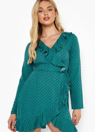 Короткое платье в горох