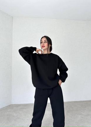 Женский теплый спортивный костюм свободного кроя oversize (свитшот + брюки джогеры)6 фото
