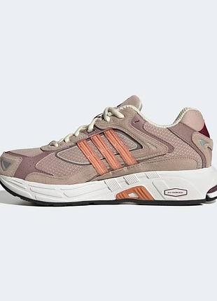 Женские кроссовки adidas