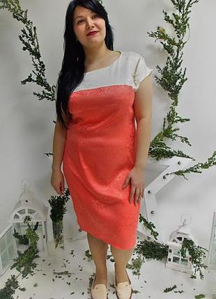 Легке літнє жіноче плаття великих розмірів з тканини жаккард атласний