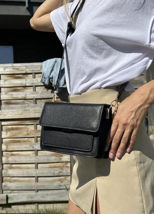 Женская классическая сумочка кросс-боди черная4 фото