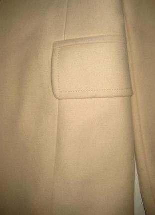 Молочное пальто stile benetton , 80% шерсть6 фото