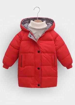 Стильное пальто на девочку красного цвета