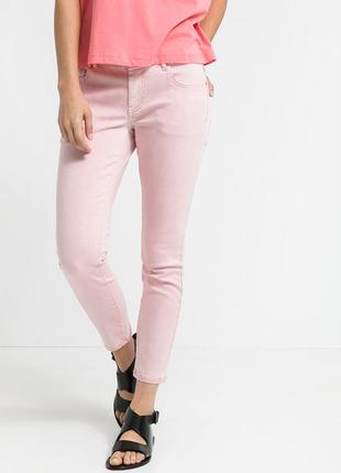 Укорочені джинси скінні з деніму рожевого кольору, mango