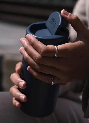 Термостакан 454 мл, синій joseph joseph sipptm