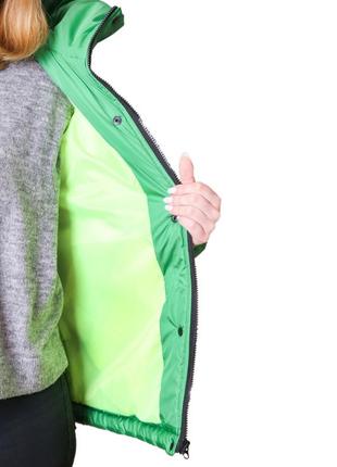 Куртка демисезонная женская с капюшоном , карманом на спине, светотражающие надписи на кармане" мы перцы"10 фото