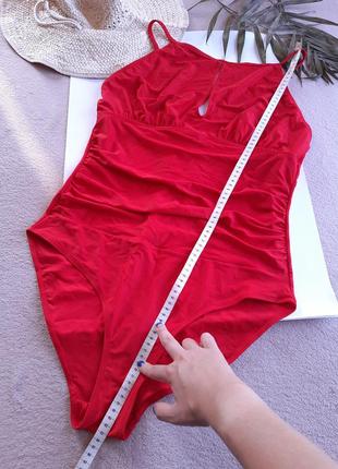 Красный слитный купальник моделирующий с утяжкой живота janina7 фото