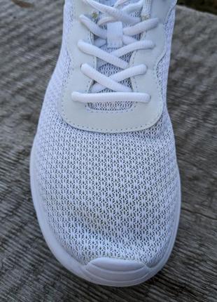 Кросівки білого кольору - vty6 фото
