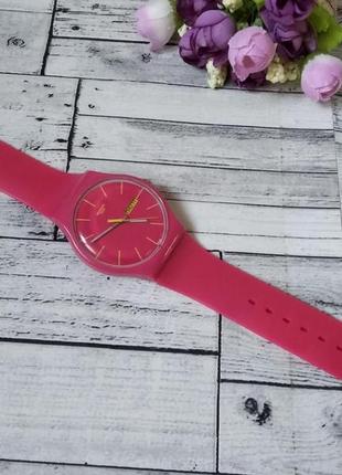 Женские наручные часы розовые swatch3 фото