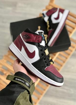 Кросівки nike jordan retro 1