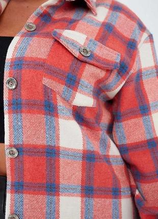 Рубашка женская теплая на пуговицах с воротником нагрудные карманы с клапаном рукав на манжете с пуговкой по спинке удлиненнее ткань кашемир4 фото