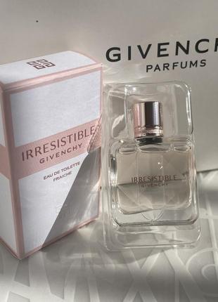 Irrésistible givenchy eau de toilette fraiche 8 мл