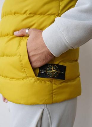 Жилет стьобаний  stone island , чорний, темно-синій, сірий, хакі, червоний, жовтий5 фото