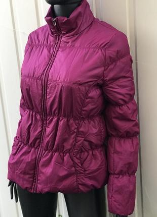 Жіноча курточка демісезонна у ягідному кольорі2 фото