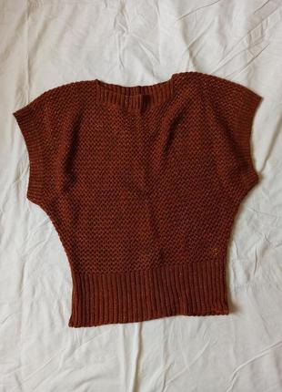 Стильная вязаная жилетка с альпаки