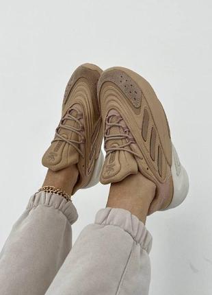 Жіночі кросівки  adidas