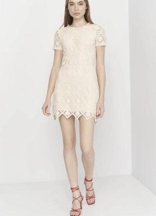 Красиве плаття stradivarius ажурне мереживне