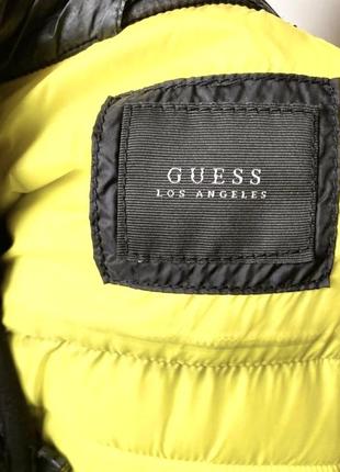 Демисезонная куртка с наушниками guess3 фото