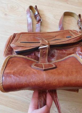 Женский кожаный рюкзак.