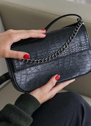 Стильная женская мини сумочка на плечо эко кожа черная,модная вместительная кросс-боди «мона» черный кроко1 фото