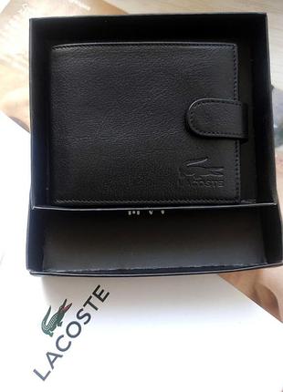 Чоловічий подарунковий набір lacoste Organic ремінь і гаманець total black2 фото